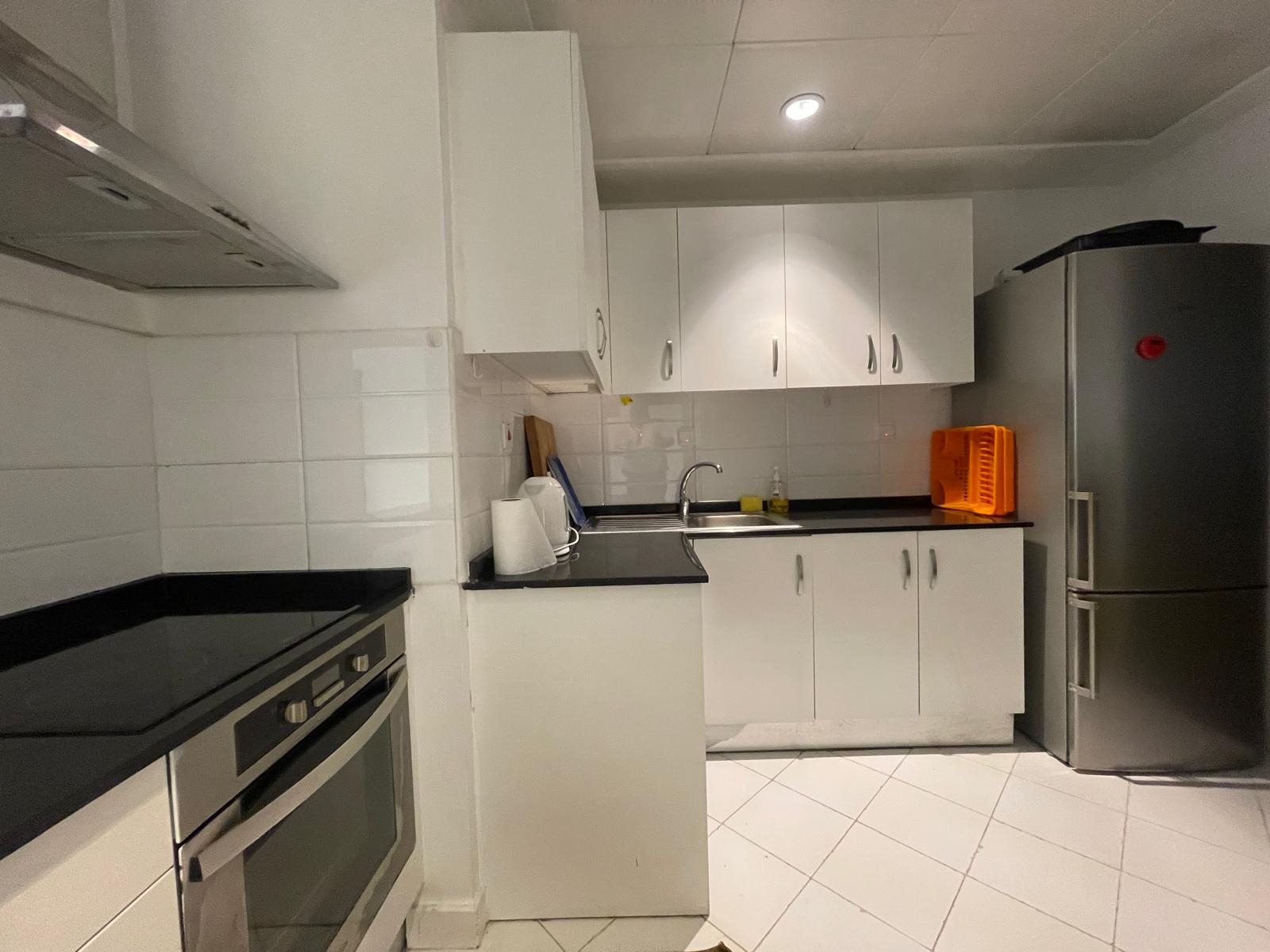 FREE HALF MONTH 1BEDROOM FULLY FURNISHED thumbnail 8