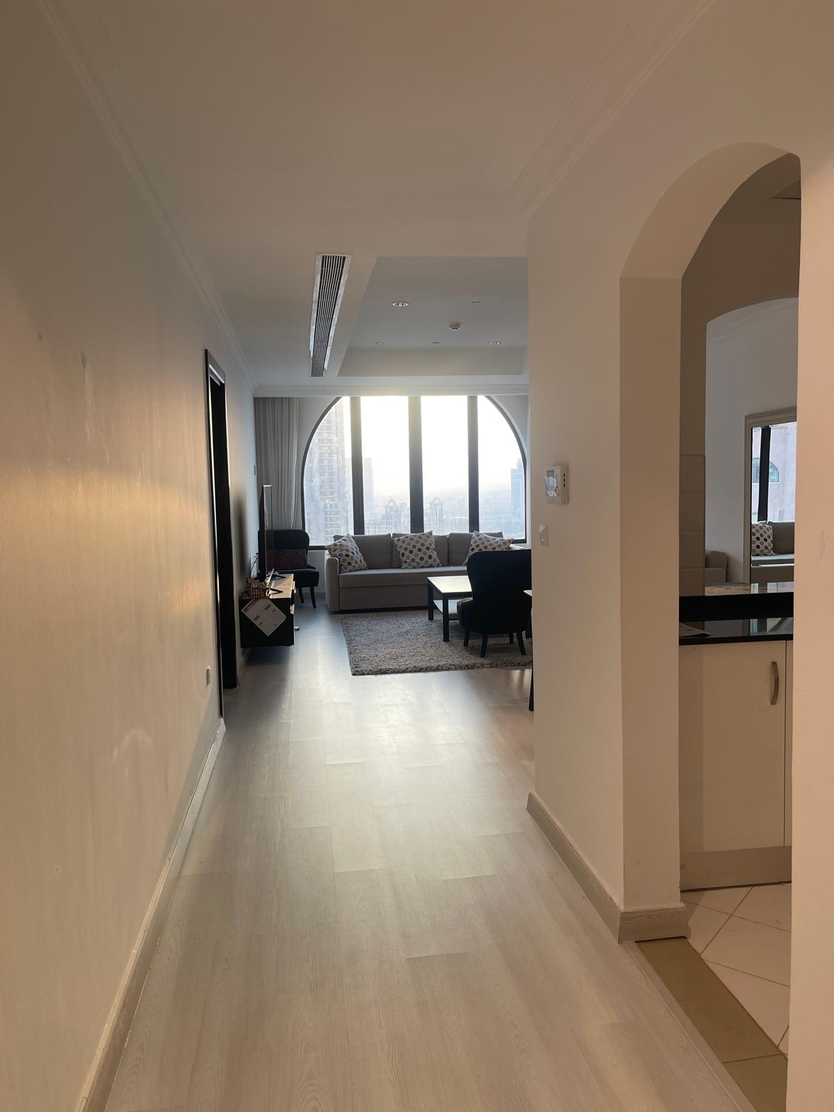 FREE HALF MONTH 1BEDROOM FULLY FURNISHED thumbnail 2