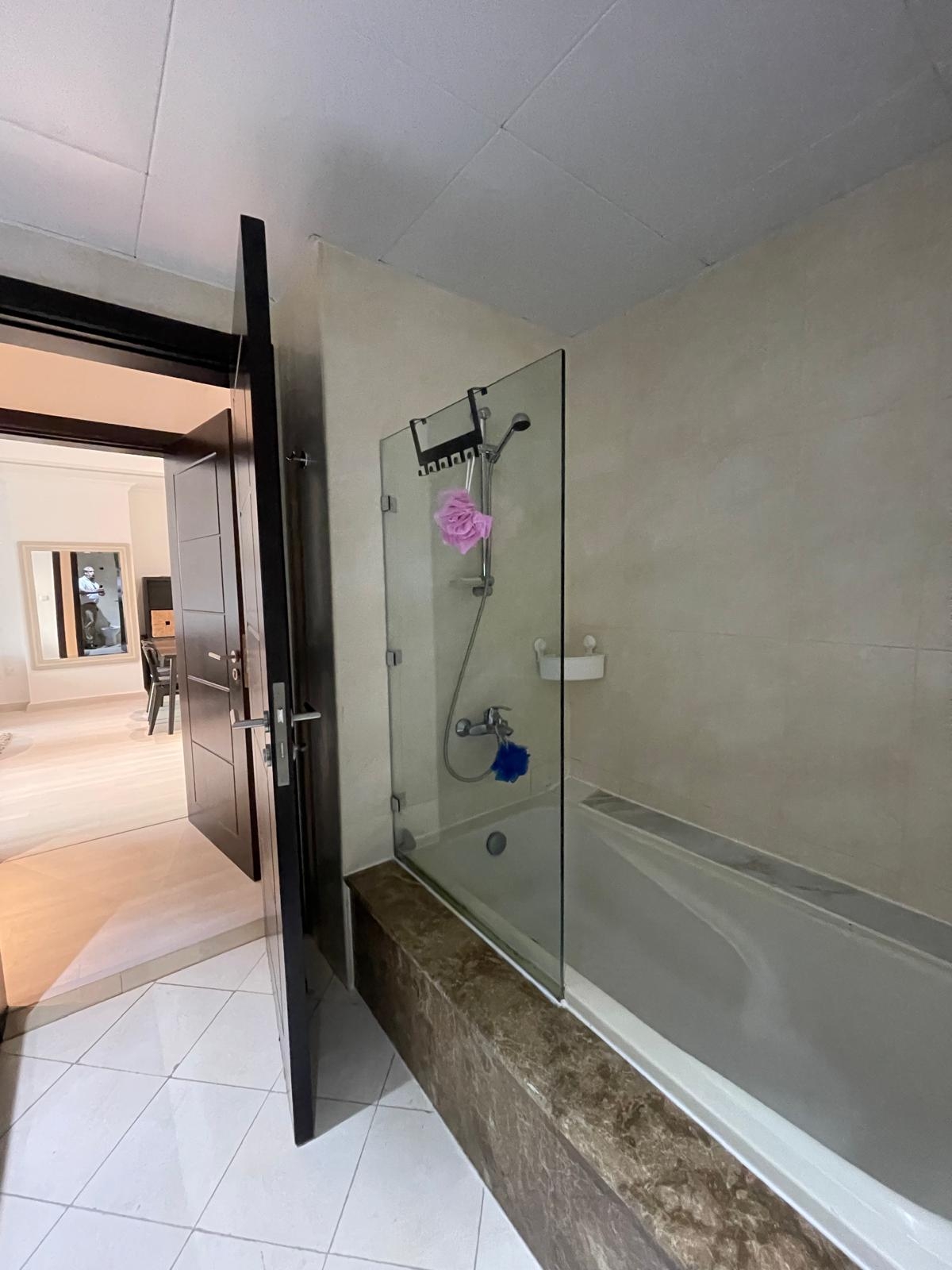 FREE HALF MONTH 1BEDROOM FULLY FURNISHED thumbnail 14