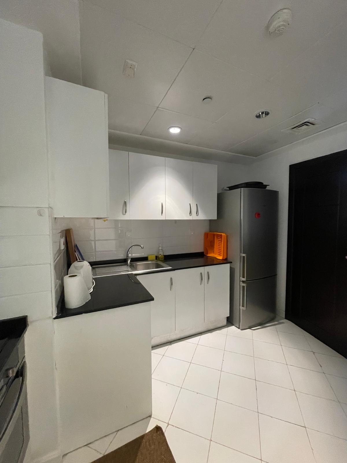 FREE HALF MONTH 1BEDROOM FULLY FURNISHED thumbnail 4