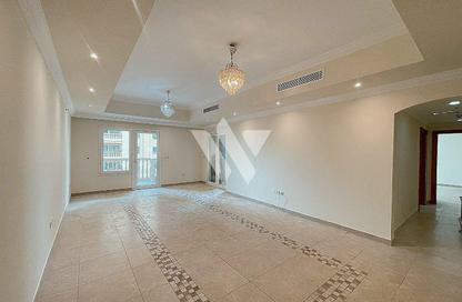 Apartment - 2 Bedrooms - 3 Bathrooms for rent in East Porto Drive - Porto Arabia - The Pearl Island - Doha