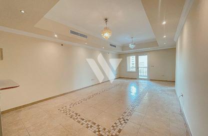 Apartment - 2 Bedrooms - 3 Bathrooms for rent in East Porto Drive - Porto Arabia - The Pearl Island - Doha