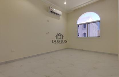 Apartment - 1 Bedroom - 1 Bathroom for rent in Tadmur Street - Old Airport Road - Doha