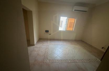 Apartment - 2 Bedrooms - 2 Bathrooms for rent in Old Airport Residential Apartments - Old Airport Road - Doha