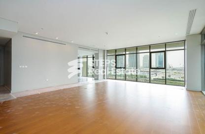 Apartment - 2 Bedrooms - 4 Bathrooms for sale in Seef Lusail Tower 1 - Seef Lusail - Lusail City - Lusail