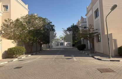 Villa - 6 - 6 for rent in Umm Salal Ali - Umm Salal Ali - Doha