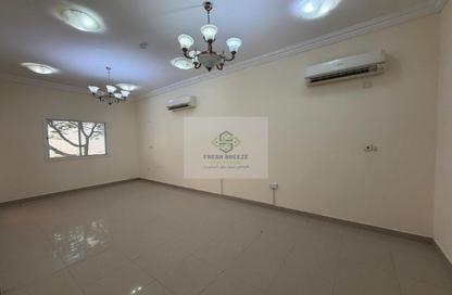 Villa - 6 - 6 for rent in Umm Salal Ali - Umm Salal Ali - Doha