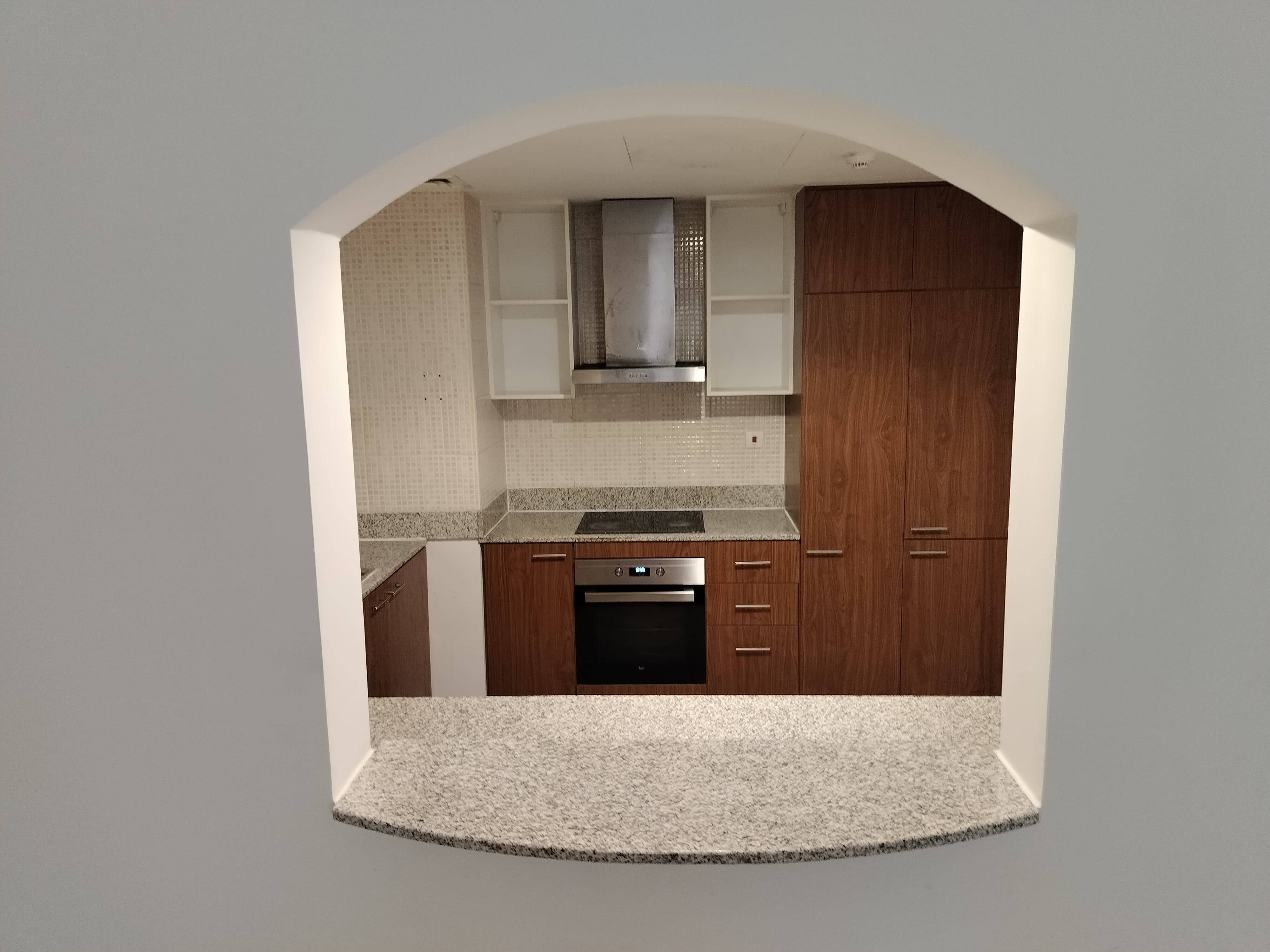 FREE ONE MONTH 1BEDROOM SEMI FURNISHED WITH MARINA thumbnail 12