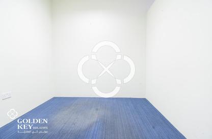 Office Space - Studio - 2 Bathrooms for rent in Hiteen Street - Al Muntazah - Doha
