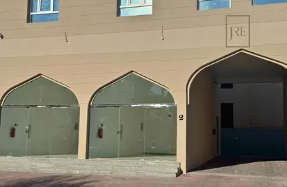 محل تجاري - استوديو - 1 حمام للايجار في الدحيل - الدحيل - الدوحة