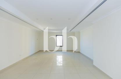 Apartment - 1 Bedroom - 2 Bathrooms for rent in West Porto Drive - Porto Arabia - The Pearl Island - Doha