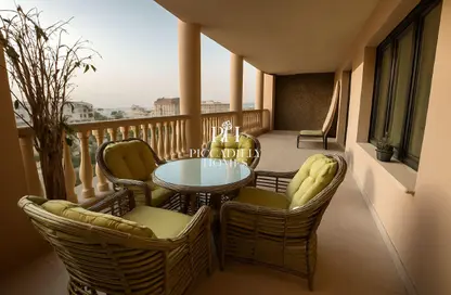 Apartment - 1 Bedroom - 2 Bathrooms for sale in East Porto Drive - Porto Arabia - The Pearl Island - Doha