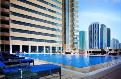 Apartment - 3 Bedrooms - 4 Bathrooms for rent in West Bay - West Bay - Doha