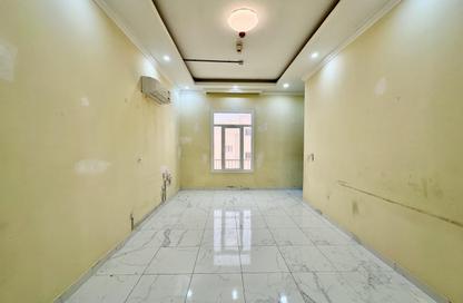 Apartment - 2 - 2 for rent in Fereej Kulaib - Doha