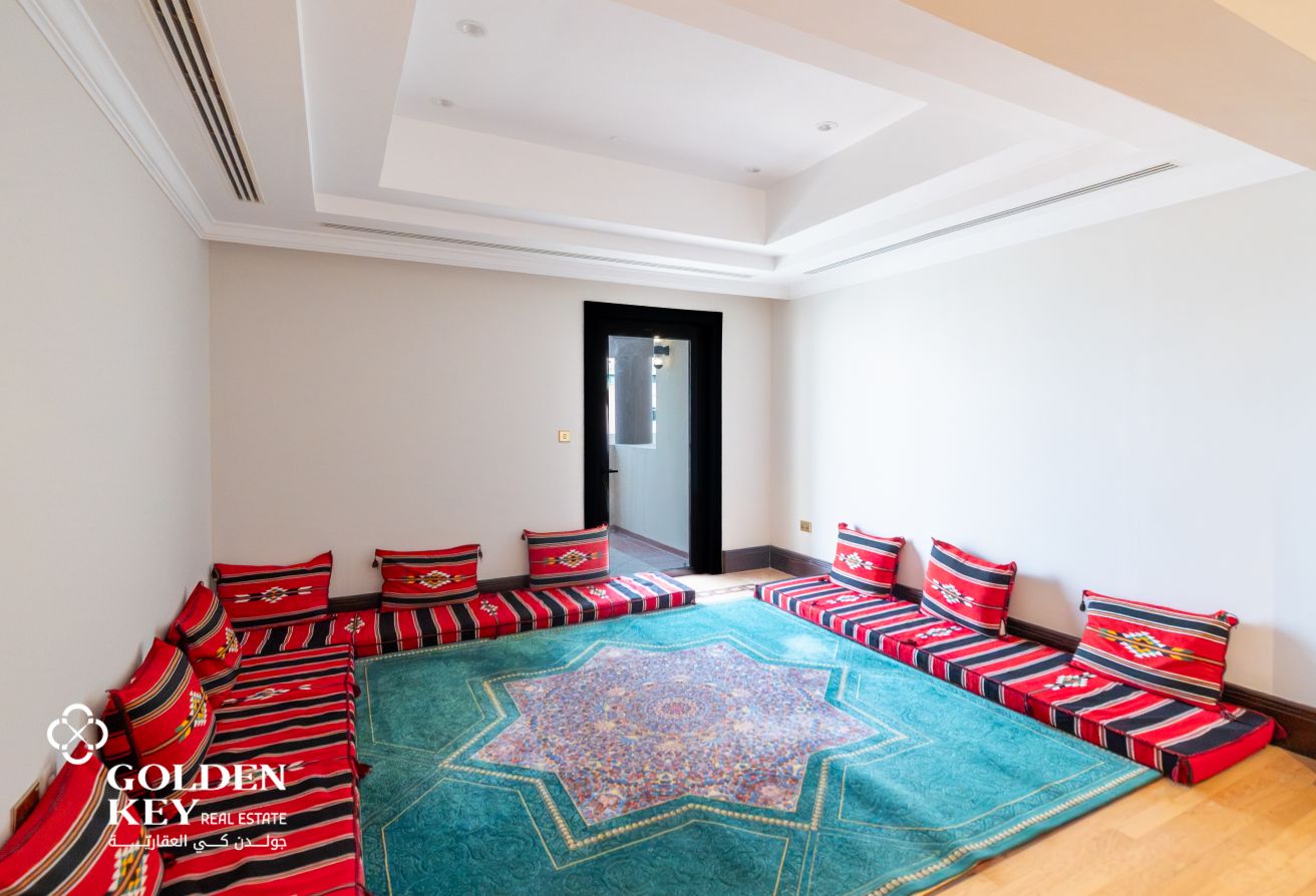 Panoramic Views – 5BR+2 Maid Penthouse - Duplex