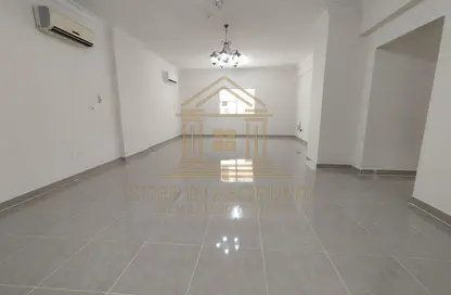 Apartment - 3 Bedrooms - 4 Bathrooms for rent in Anas Street - Fereej Bin Mahmoud North - Fereej Bin Mahmoud - Doha