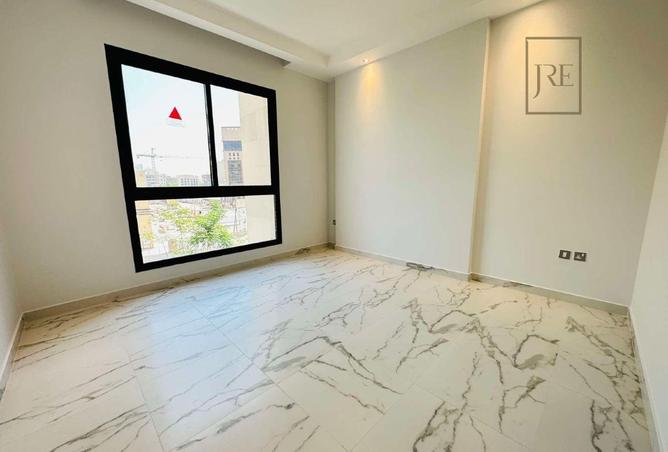 54151601 - Property Image 3