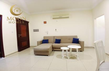 Apartment - 1 Bedroom - 1 Bathroom for rent in Umm Ghuwailina 4 - Umm Ghuwailina - Doha
