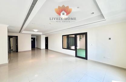 Apartment - 1 - 2 for rent in West Porto Drive - Porto Arabia - The Pearl Island - Doha Apartment - 1 - 2 for rent in West Porto Drive - Porto Arabia - The Pearl Island - Doha