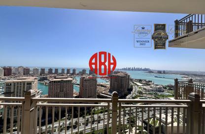 Apartment - 2 Bedrooms - 4 Bathrooms for rent in Abraj Bay - Abraj Quartiers - The Pearl Island - Doha