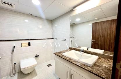 Apartment - 1 Bedroom - 2 Bathrooms for rent in East Porto Drive - Porto Arabia - The Pearl Island - Doha