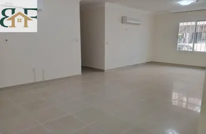 شقة - 3 غرف نوم - 2 حمامات للايجار في شارع النصر - النصر - الدوحة