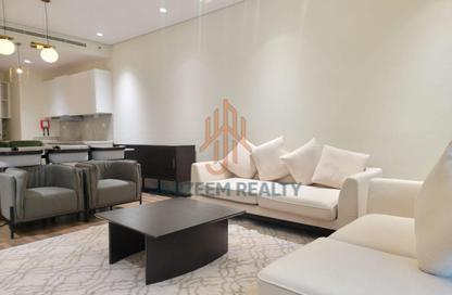 Apartment - 2 Bedrooms - 3 Bathrooms for rent in Floresta Gardens - Floresta Gardens - The Pearl Island - Doha