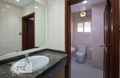 Apartment - 4 Bedrooms - 2 Bathrooms for rent in Salwa Road - Doha