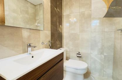 Apartment - 1 Bedroom - 2 Bathrooms for rent in Rivan Building - Al Erkyah City - Lusail Apartment - 1 Bedroom - 2 Bathrooms for rent in Rivan Building - Al Erkyah City - Lusail