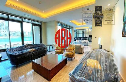 Villa - 5 - 5 for rent in Abraj Bay - Abraj Quartiers - The Pearl Island - Doha