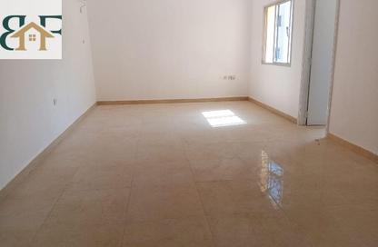 Apartment - Studio - 1 Bathroom for rent in Najma - Doha