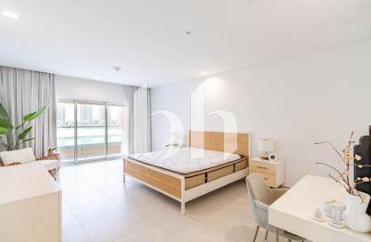Apartment - 1 Bedroom - 2 Bathrooms for sale in Viva West - Viva Bahriyah - The Pearl Island - Doha