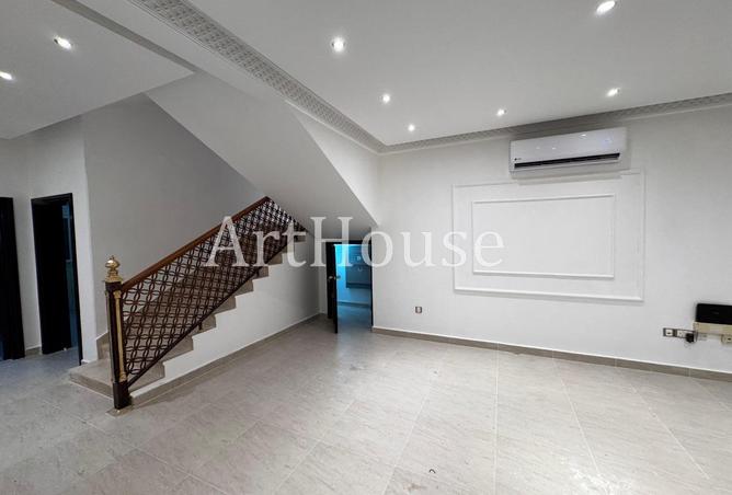 60222318 - Property Image 2