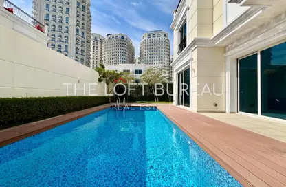 Villa - 6 Bedrooms - 7+ Bathrooms for rent in Floresta Gardens - Floresta Gardens - The Pearl Island - Doha