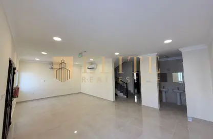 Staff Accommodation - Studio - 6 Bathrooms for rent in Al Kheesa - Al Kheesa - Umm Salal Mohammed