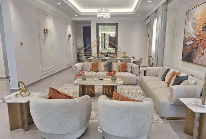 Outstanding Brand New  Villa In Abu Hamour