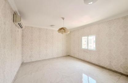 Apartment - 2 Bedrooms - 2 Bathrooms for rent in Old Airport Road - Old Airport Road - Doha