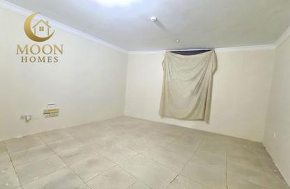 Apartment - 2 - 2 for rent in Umm Ghwailina Comm - Umm Ghuwalina - Umm Ghuwailina - Doha