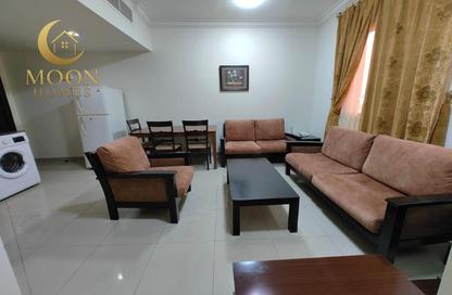 Apartment - 1 Bedroom - 2 Bathrooms for rent in Salaja Street - Doha Al Jadeed - Doha