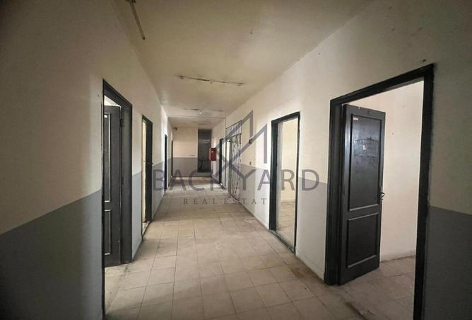 983869 - Property Image 2