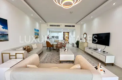 Apartment - 1 Bedroom - 2 Bathrooms for rent in Lusail Marina Heights - Marina District - Lusail