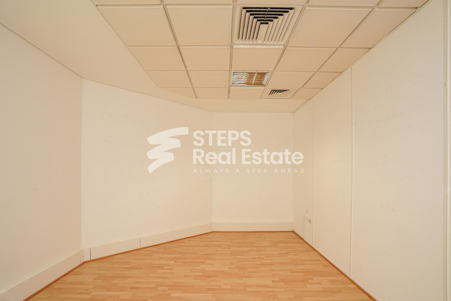 Brand New High End Office with Grace Period