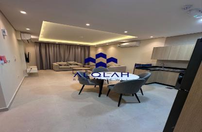 Apartment - 2 Bedrooms - 2 Bathrooms for rent in Umm Ghuwalina - Umm Ghuwailina - Doha