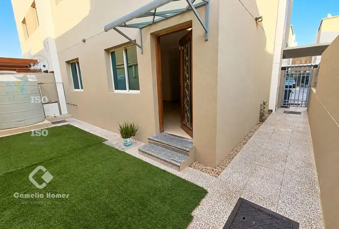 للإيجار في سلاطة الجديدة: 4 BR + Maid SF Compound Villa | Nice ...