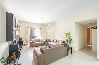 Apartment - 2 Bedrooms - 3 Bathrooms for sale in Piazza 3 - La Piazza - Fox Hills - Lusail