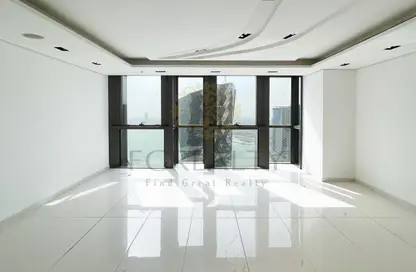 Office Space - 3 Bedrooms - 2 Bathrooms for rent in Diplomatic Street - West Bay - Doha