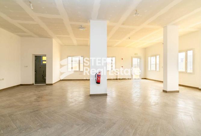 54248072 - صورة العقار 3