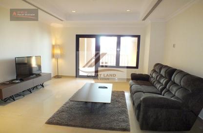 Apartment - 1 Bedroom - 2 Bathrooms for rent in Tower 13 - Porto Arabia - The Pearl Island - Doha