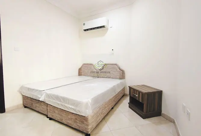 63977318 - Property Image 2