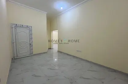 Apartment - 2 Bedrooms - 2 Bathrooms for rent in Madinat Khalifa South - Madinat Khalifa - Doha
